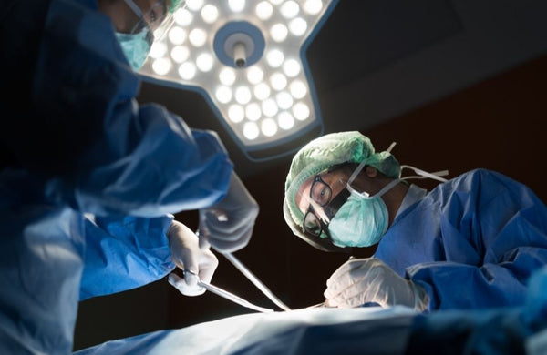 Advantages of Surgical Lights Over Conventional Lights